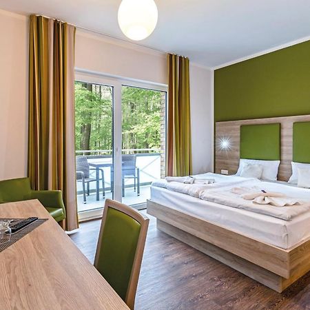 Hotel Zur Ostsee Граль-Мюріц Екстер'єр фото