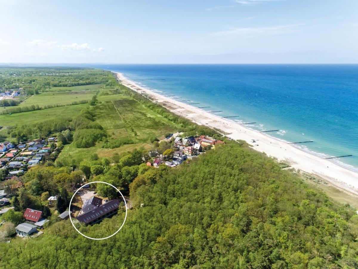 Hotel Zur Ostsee Граль-Мюріц Екстер'єр фото
